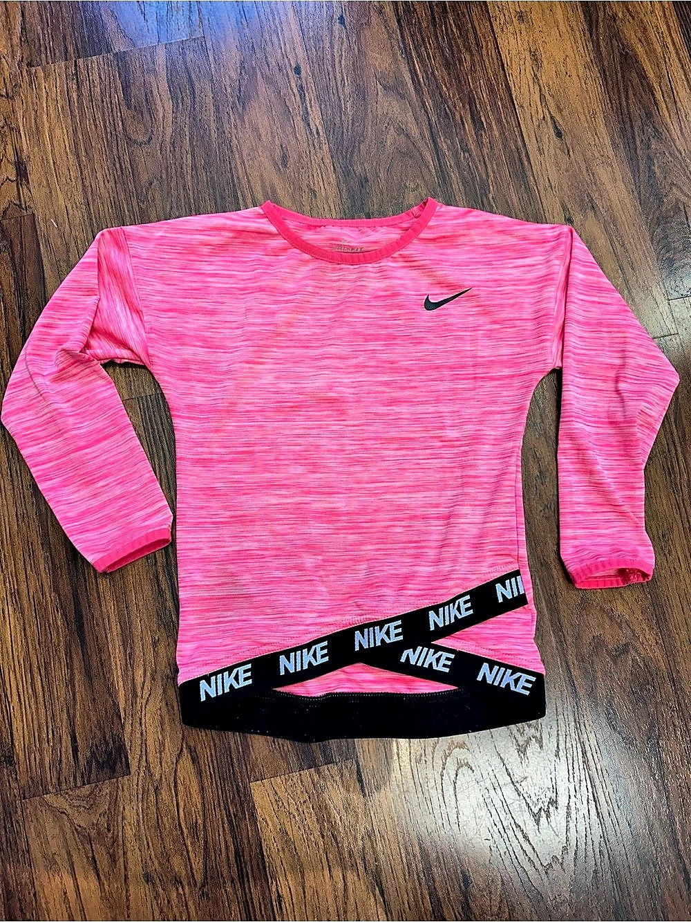 Nike Dri-FIT Long Sleeve Athletic Top in Pink Size Medium